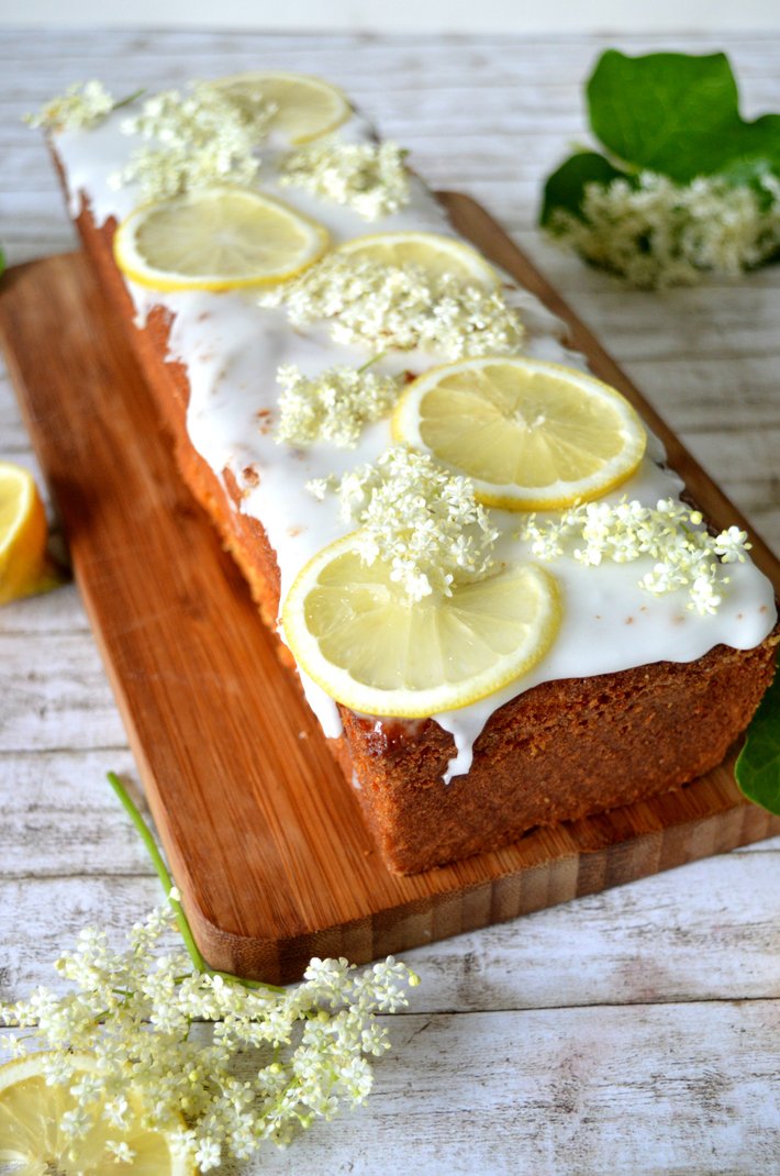 Zitronen-Holunder-Kuchen